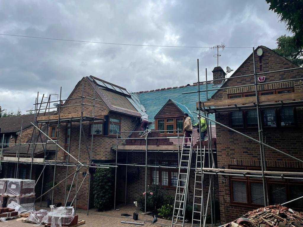 Roofers in Southall