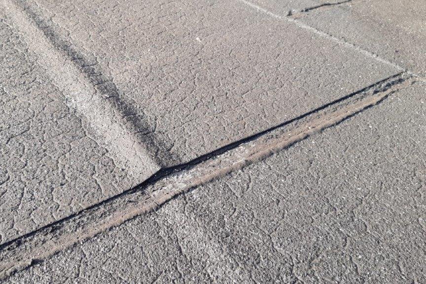 Roof Repair Greenford 6 Tired flat-roof seams and edges